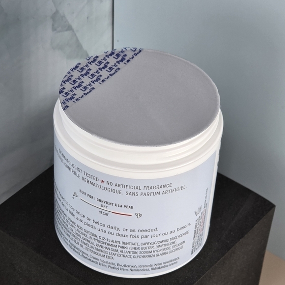 First Aid Beauty Ultra Repair Cream 6 oz - Picture 4 of 5